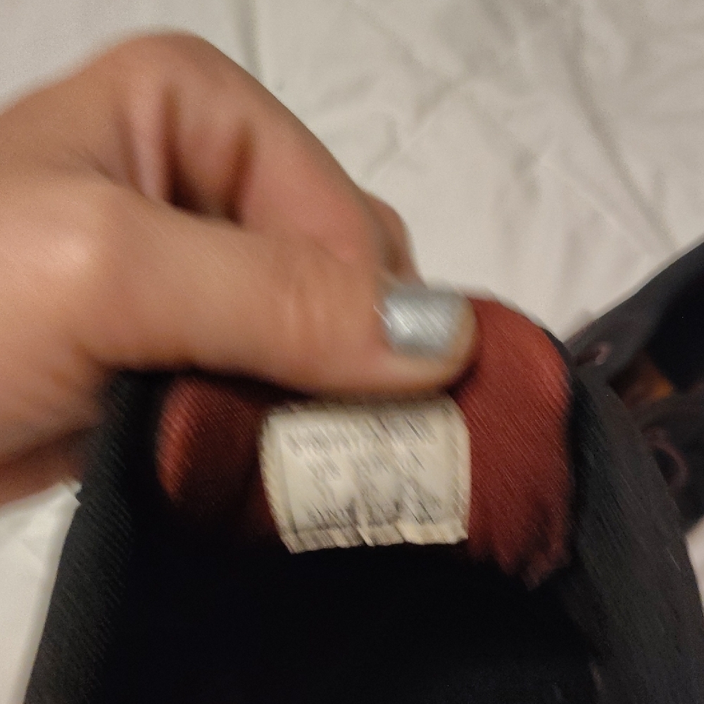 Levi's Men's Black Sneakers with Brown Accents - Picture 4 of 4